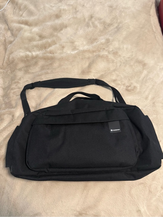 lululemon athletica Handbags - lululemon athletica Black Duffel Bag